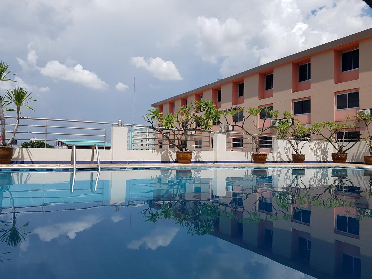 K.S.Pavilion Hotel Nakhonratchasima Eksteriør bilde